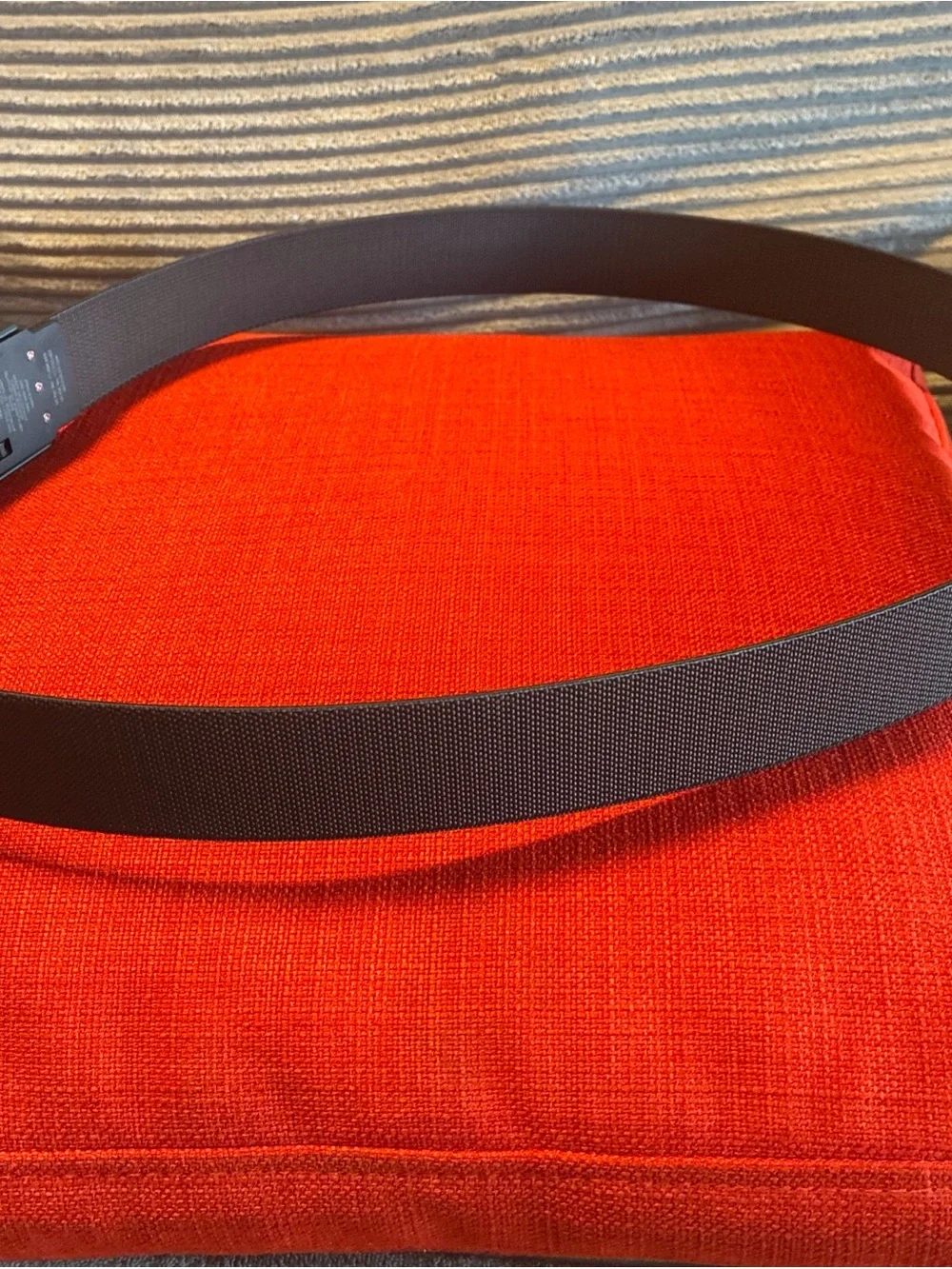 Groove Life GL Adjustable Web Belt Magnetic Buckle Wood Grain Brown XL
